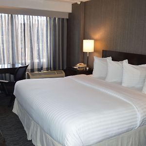 King Room Roll Shower Disability Access or Non Smoking